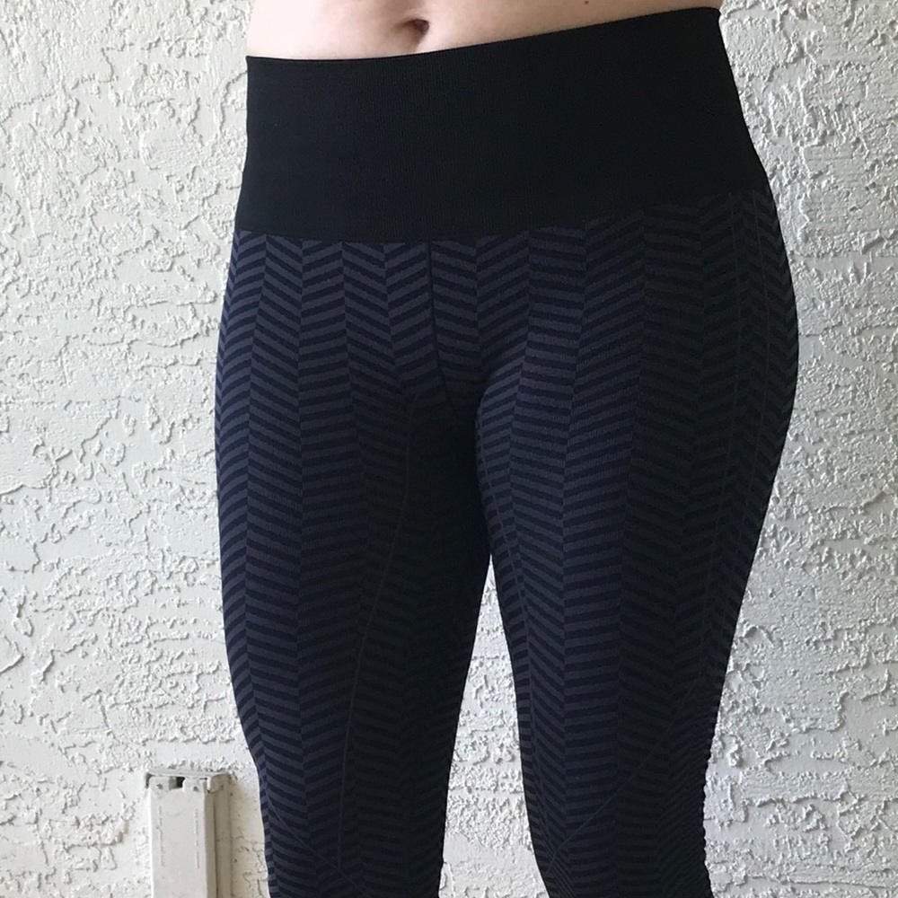 Lulu lemon crop yoga pant